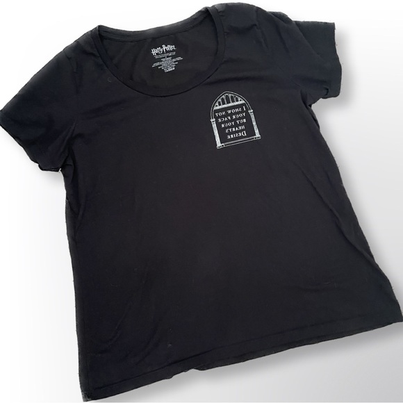 Hot Topic Tops - Harry Potter Black & Silver ‘Mirror of Erised” Shirt